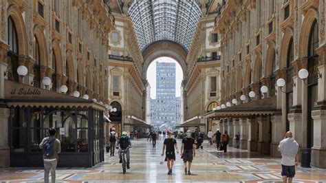 chanel vittorio emanuele precio|Chanel to Replace Tod's Store in Milan's Galleria .